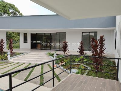 Casa de 3 alcobas en arriendo en Vereda Combia, Pereira, 430 m² · foto 4 de 20