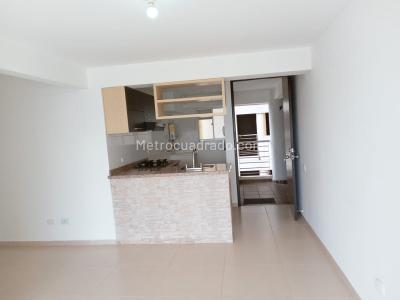 Apartamento de 3 alcobas en venta en Parque San Agustin, Floridablanca, 80 m² · foto 5 de 13