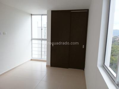 Apartamento de 3 alcobas en venta en Parque San Agustin, Floridablanca, 80 m² · foto 7 de 13