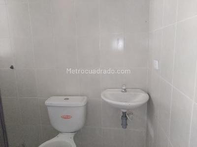 Casa de 5 alcobas en arriendo en El Mirador De Suba, Bogotá, 382 m² · foto 9 de 9