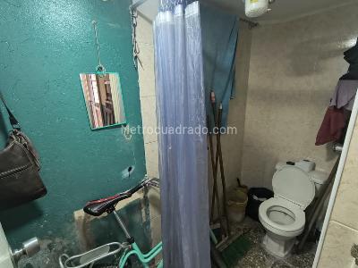 Casa de 5 alcobas en venta en Los Almendros, Bogotá, 295 m² · foto 9 de 20