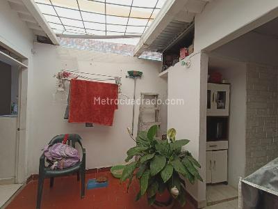 Apartamento de 3 alcobas en venta en Ciudad Cordoba, Cali, 60 m² · foto 13 de 18