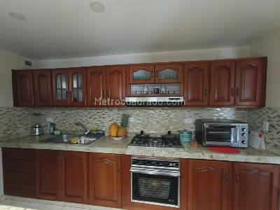Apartamento de 2 alcobas en venta en El Bosque, Cali, 125 m² · foto 6 de 20