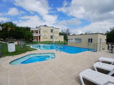 Country house for rent in Portal De Cerritos, Pereira