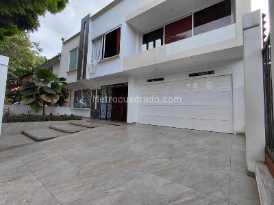 Casa de 3 alcobas en venta en La Flora, Cali, 783 m² · foto 2 de 20