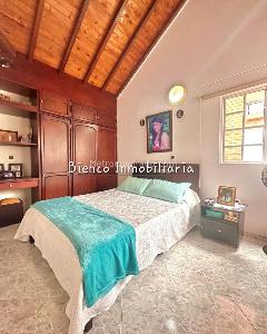 Casa de 4 alcobas en venta en Club House, Floridablanca, 307 m² · foto 13 de 20