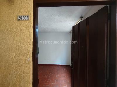 Apartamento en venta en Puente Del Comercio, Cali · foto 2 de 15