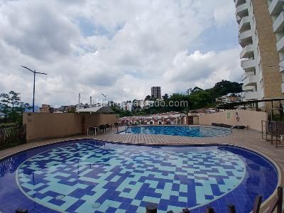 Apartamento en venta en Alamos, Pereira · foto 2 de 19