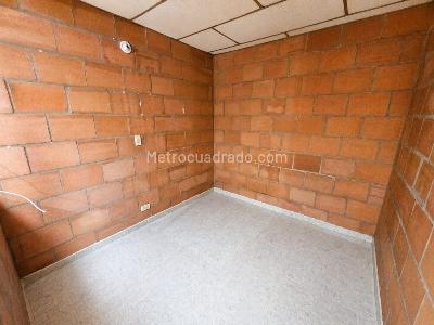 Casa de 2 alcobas en arriendo en Parques De La Italia, Palmira, 57 m² · foto 9 de 13