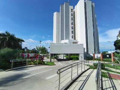 Apartamento en venta en Pance, Cali · foto 2 de 20