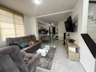 Casa en venta en Villa Verde, Pereira · foto 2 de 13