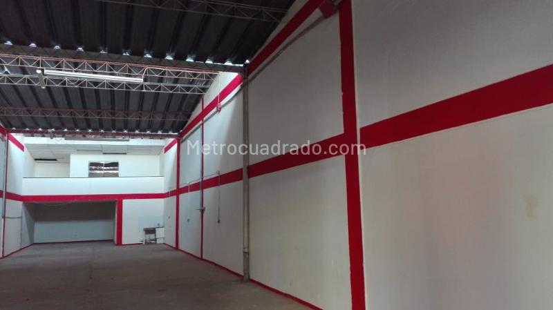 Bodega en Arriendo, Girardot, Bucaramanga – další