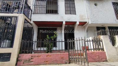 Casa de 3 alcobas en venta en Villa Del Prado, Cali, 136 m² · foto 3 de 20