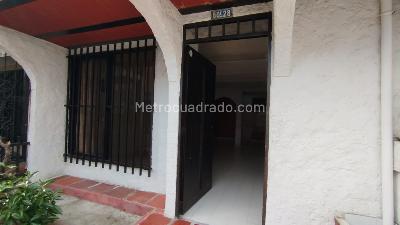 Casa de 3 alcobas en venta en Villa Del Prado, Cali, 136 m² · foto 4 de 20