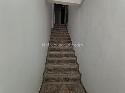 Casa en arriendo en Las Ferias, Bogotá · foto 5 de 17