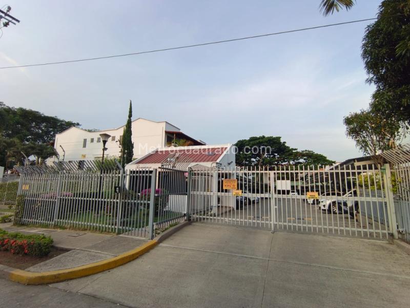 Casa en Arriendo, Ciudad Jardin, Cali - Vista 2