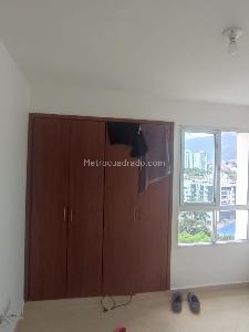 Apartamento de 3 alcobas en venta en Conj Res La Florida Club, Floridablanca, 78 m² · foto 7 de 20