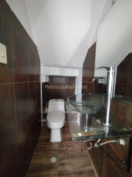 Casa en Arriendo, Prados Del Norte, Cali - Więcej