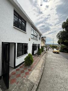 Casa de 3 alcobas en venta en El Poblado Ii, Pereira, 100 m² · foto 2 de 15