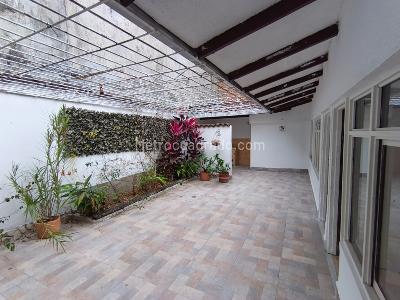 Casa de 4 alcobas en venta en Primero De Mayo, Cali, 162 m² · foto 15 de 20