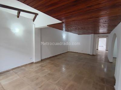 Casa de 4 alcobas en venta en Primero De Mayo, Cali, 162 m² · foto 4 de 20