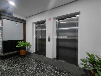Apartamento de 3 alcobas en venta en Centenario, Cali, 130 m² · foto 3 de 20