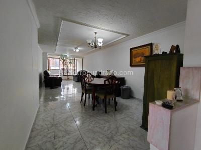 Apartamento de 3 alcobas en venta en Centenario, Cali, 130 m² · foto 5 de 20