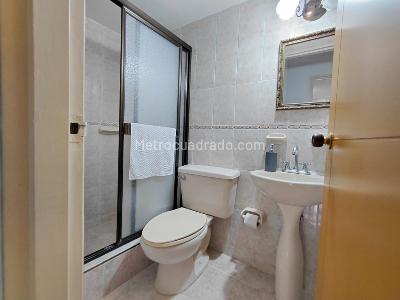 Apartamento de 3 alcobas en venta en Centenario, Cali, 130 m² · foto 17 de 20