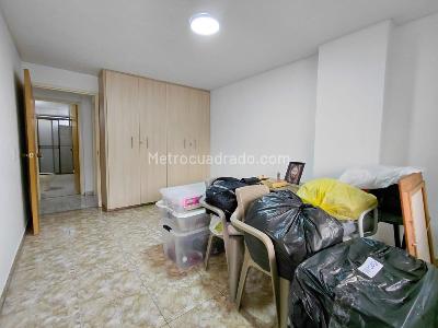 Apartamento de 3 alcobas en venta en Centenario, Cali, 130 m² · foto 19 de 20