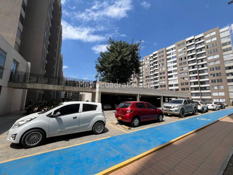Apartamento en Arriendo, Evaristo Garcia, Cali - Widok 4