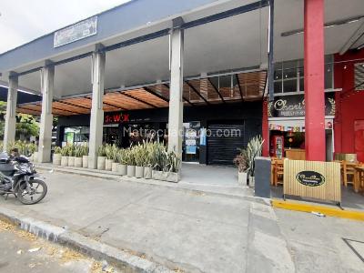 Retail space for rent in Santa Monica Residencial, Cali