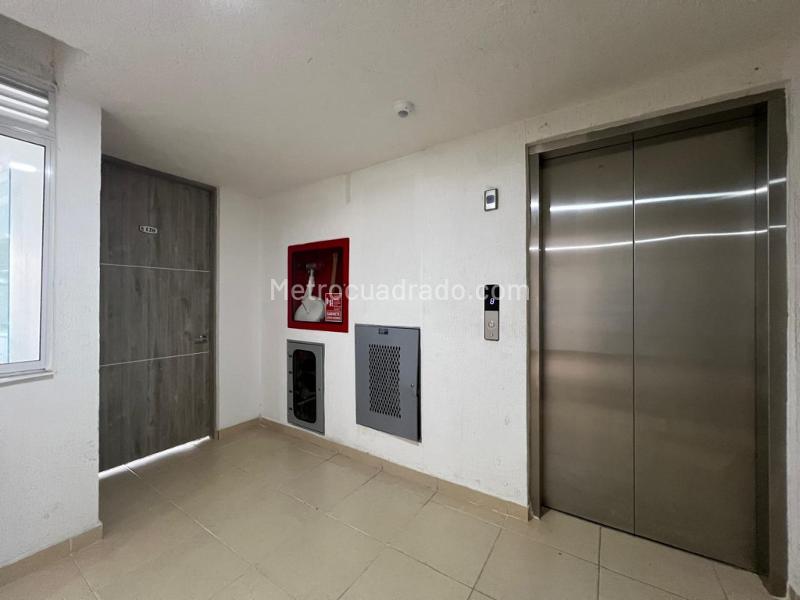 Apartamento en Arriendo, Valle Del Lili, Cali - Widok 4