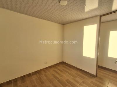 Apartamento de 2 alcobas en arriendo en Via Guaymaral, Chía, 42 m² · foto 10 de 12