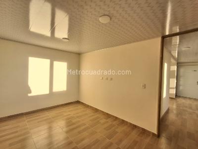 Apartamento de 2 alcobas en arriendo en Via Guaymaral, Chía, 42 m² · foto 9 de 12