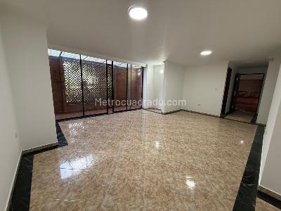 Apartamento en venta en Miraflores, Cali · foto 3 de 20