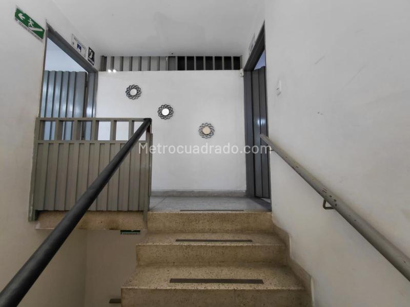 Oficina en Arriendo, Junin, Cali - Más