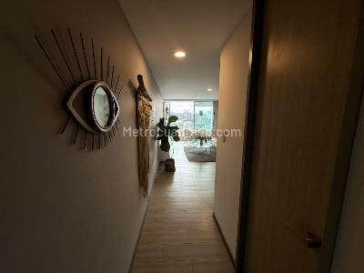 Apartaestudio en venta en Pinares, Pereira, 50 m² · foto 2 de 15