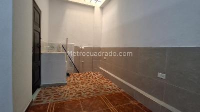 Casa de 5 alcobas en venta en Las Delicias, Cali, 124 m² · foto 3 de 20