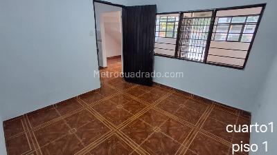 Casa de 5 alcobas en venta en Las Delicias, Cali, 124 m² · foto 8 de 20