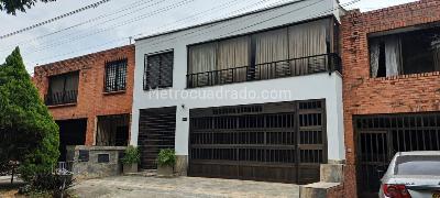 Casa – Cali, Urbanización San Joaquín, Comuna 17