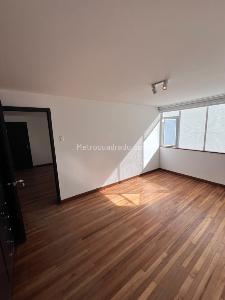 Apartaestudio en arriendo en Las Aguas, Bogotá, 49 m² · foto 4 de 10