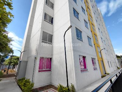 Apartamento de 1 alcoba en arriendo en Alfonso Lopez I Etapa, Cali, 55 m² · foto 2 de 20