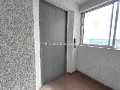 Apartamento de 1 alcoba en arriendo en Alfonso Lopez I Etapa, Cali, 55 m² · foto 3 de 20