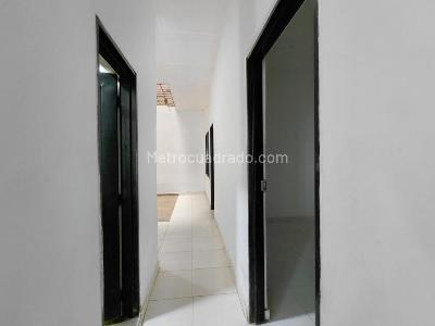 Casa de 5 alcobas en venta en Alfonso Lopez Iii Etapa, Cali, 240 m² · foto 14 de 20