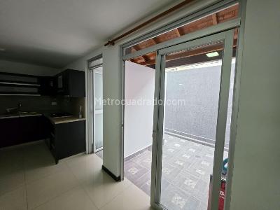 Casa de 3 alcobas en venta en Urb, Palmira, 60 m² · foto 5 de 20