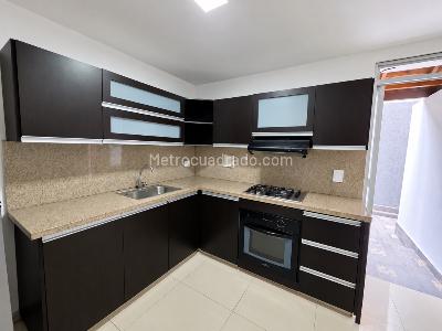 Casa de 3 alcobas en venta en Urb, Palmira, 60 m² · foto 7 de 20