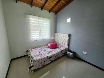 Casa de 3 alcobas en venta en Urb, Palmira, 60 m² · foto 13 de 20