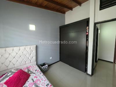 Casa de 3 alcobas en venta en Urb, Palmira, 60 m² · foto 14 de 20