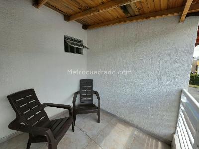 Casa de 3 alcobas en venta en Urb, Palmira, 60 m² · foto 19 de 20