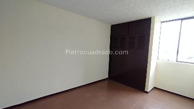 Apartamento de 3 alcobas en venta en Marco Fidel Suarez, Cali, 58 m² · foto 10 de 13